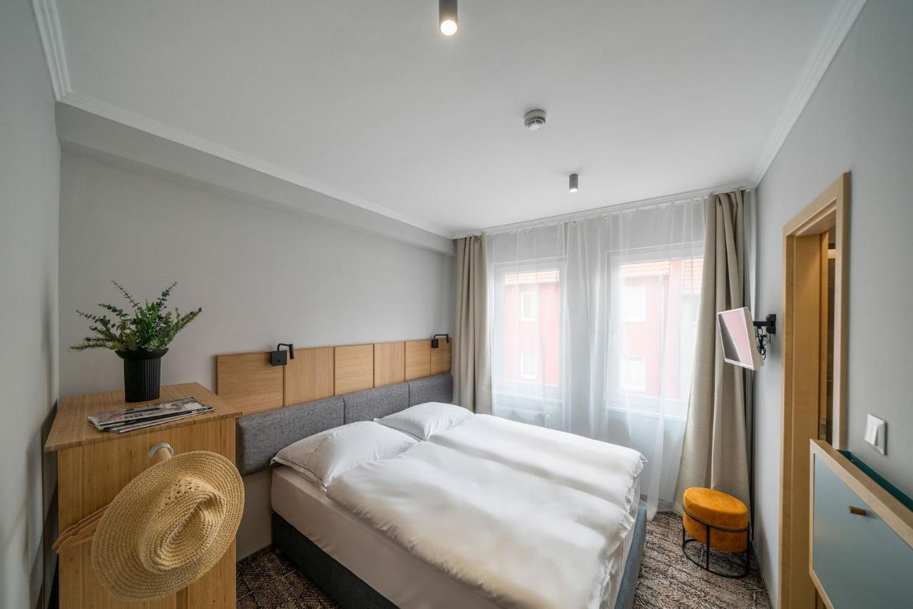 Duett - Urban 3* Gyor